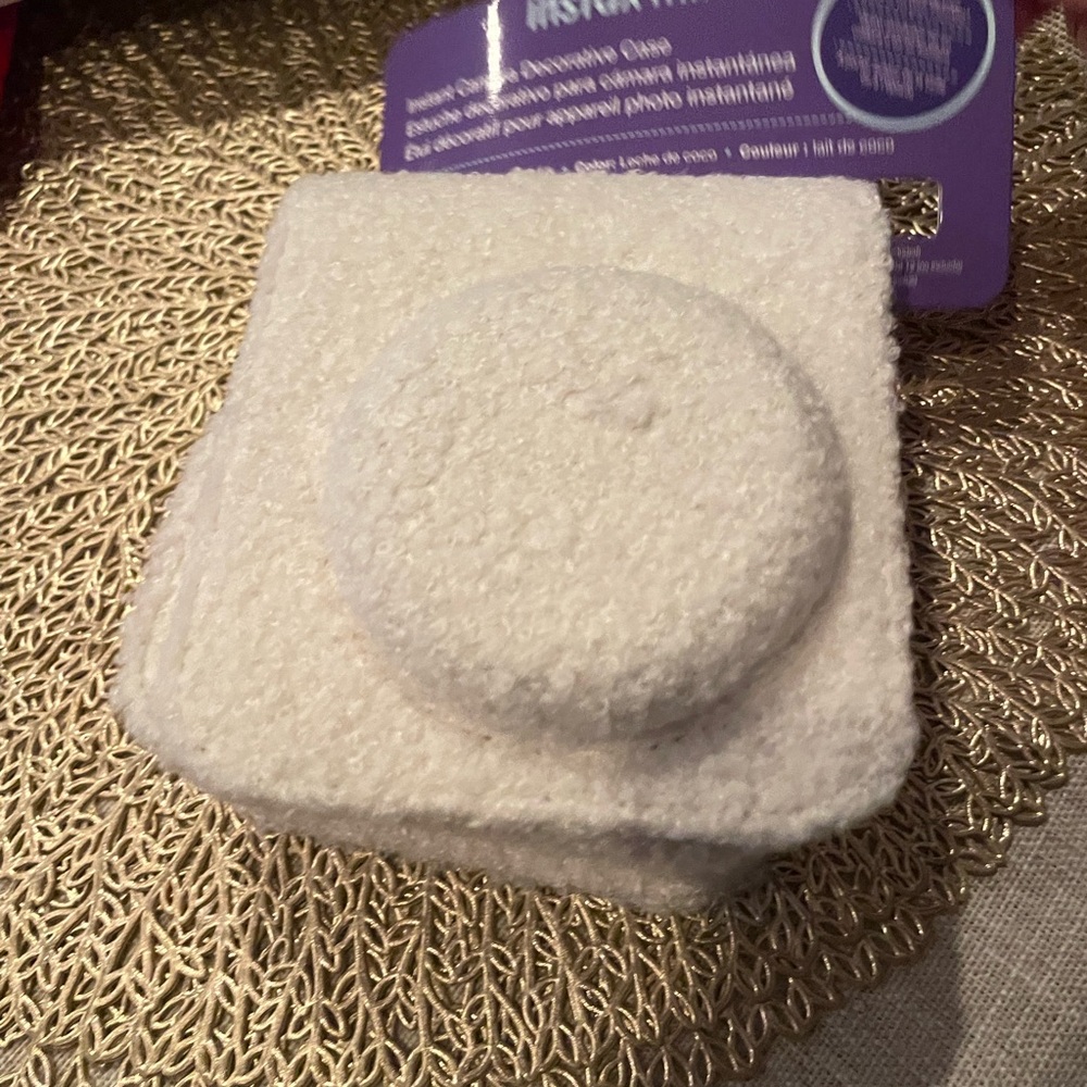 Fujifilm instax mini 12 Sherpa case cream